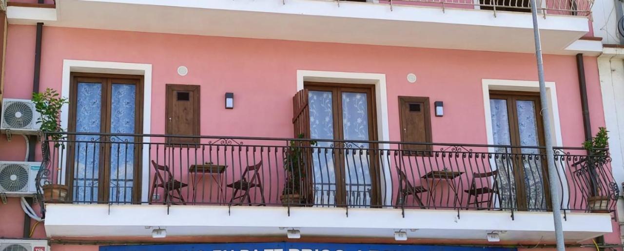 I Du Meli Apartments Taormina Kültér fotó